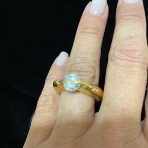 18k gold plated ring with zirconia. Crafted in Brazil.